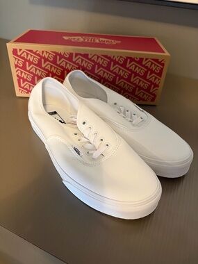 Vans White Canvas Low-Top Sneakers - Brand New